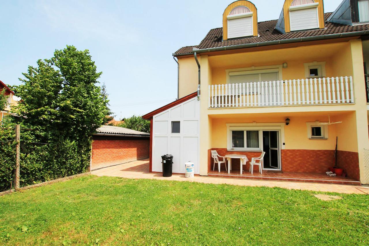 Fausztland Apartments Zamardi Exterior photo